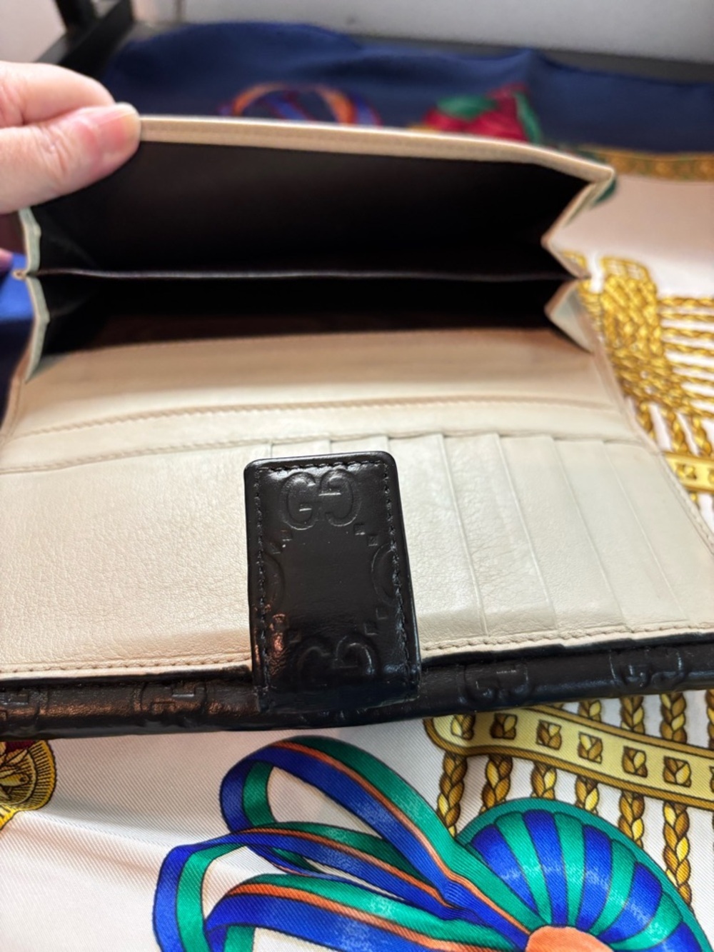 Authentic Gucci "Lovely" Heart Guccissima Continental Wallet 2in1 WOC Conversion - Picture 9 of 14